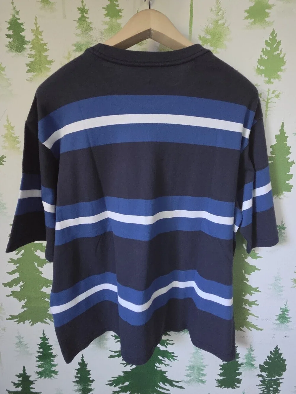 Levi's Men's Navy, Blue & White Striped Loose⁷ Pocket Tee